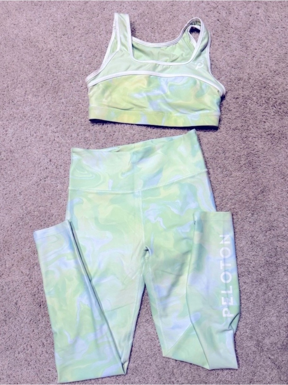 Peloton Pastel Green Marble Legging & Sports Bra Set
